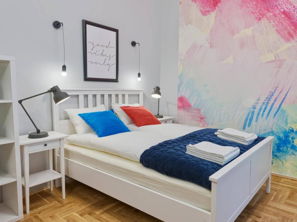Ok Krak Apartments คราคูฟ ภายนอก รูปภาพ