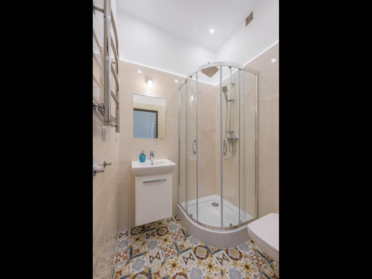 Ok Krak Apartments คราคูฟ ภายนอก รูปภาพ