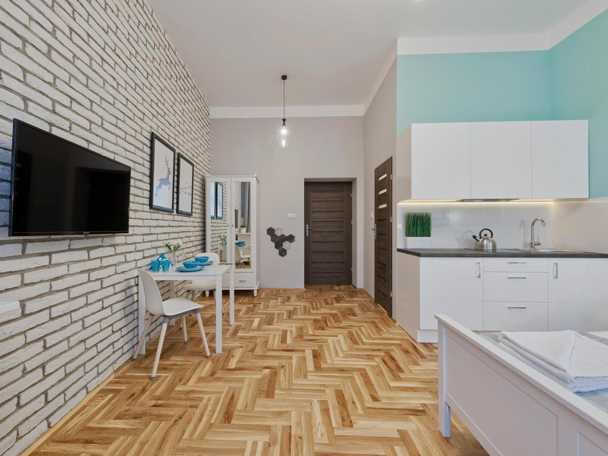 Ok Krak Apartments คราคูฟ ภายนอก รูปภาพ