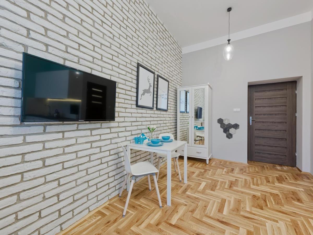 Ok Krak Apartments คราคูฟ ภายนอก รูปภาพ